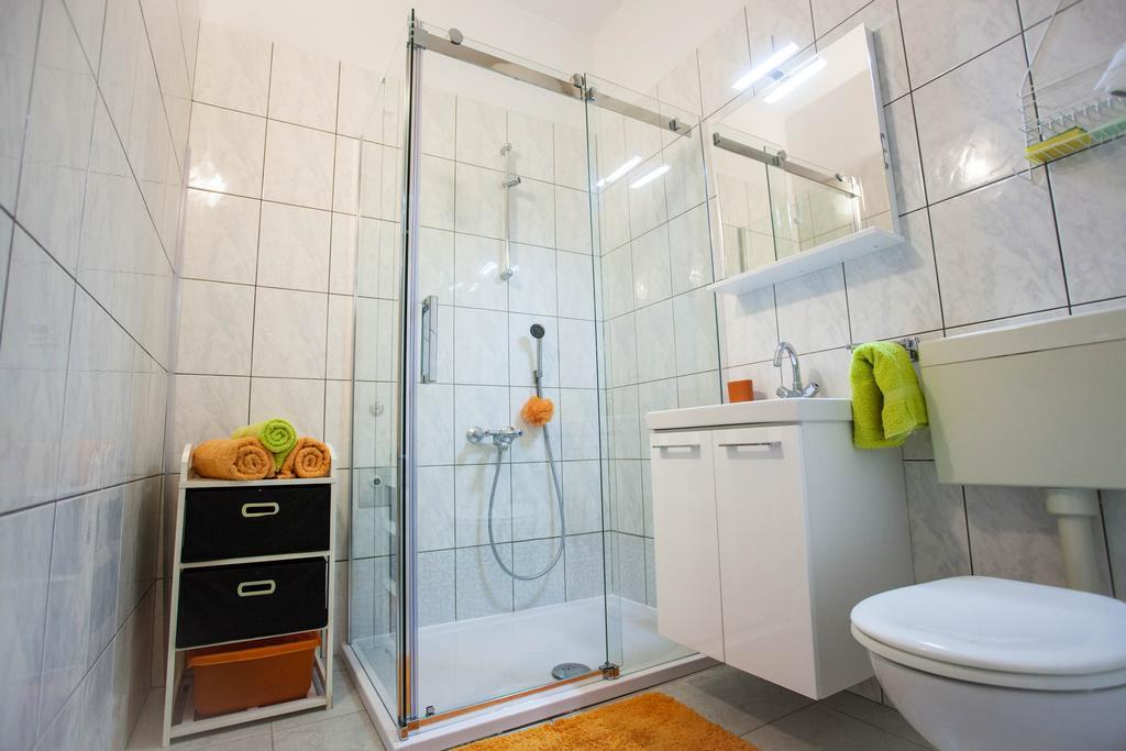 Apartments Lovic Lokva Rogoznica Bagian luar foto
